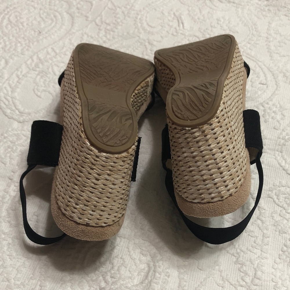 Life Stride Black Elastic Strap Wedge Sandals Size 8M - Picture 8 of 10